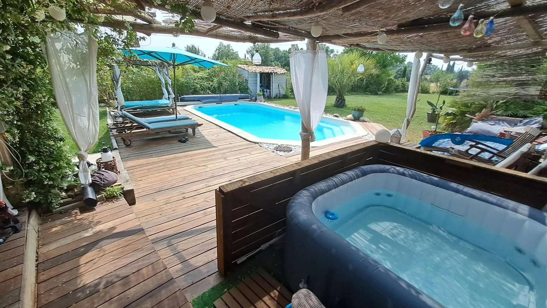 Maison Climatisee En Campagne, Piscine, Spa, Terrasses Couvertes Grand Jardin Ombrage Aix-en-Provence 0*,  Franciaország